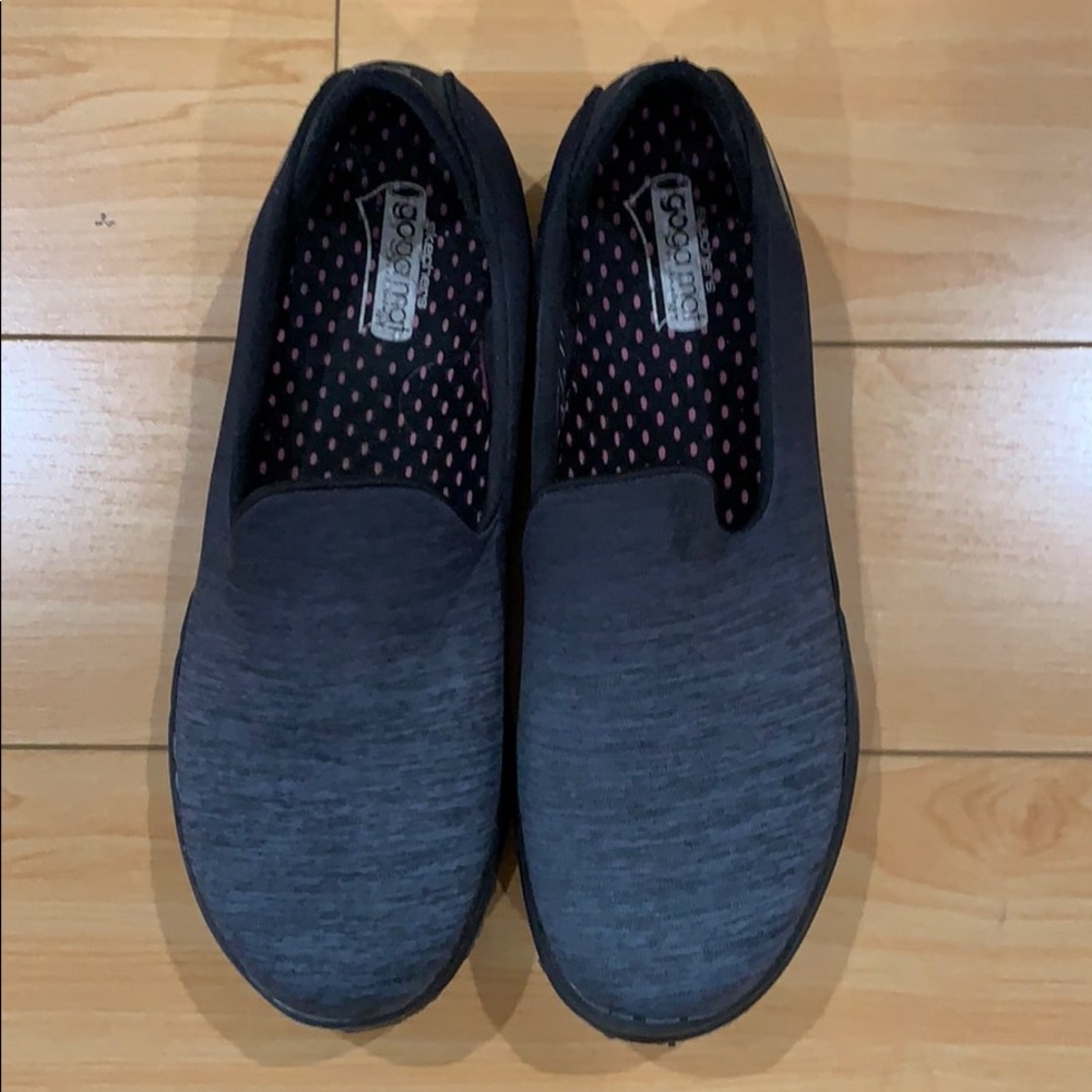 Skechers shoes